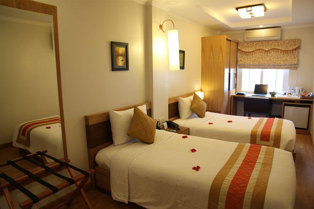 Eliana Ruby Hotel & Travel Ханой Экстерьер фото